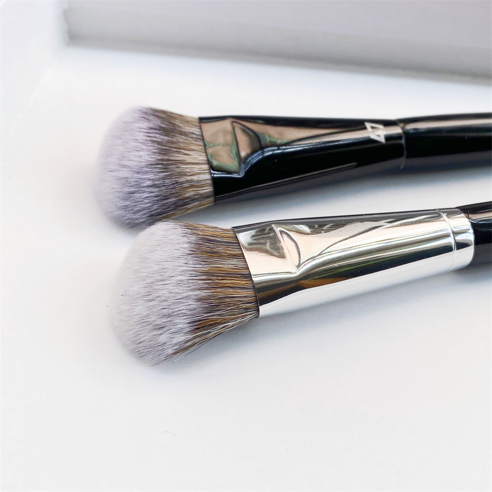 

Pro Angled Foundation Makeup Brush 47 Synthetic Liquid Cream Contour Blending Cosmetics Tool