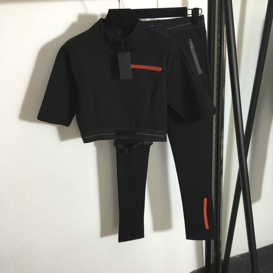 

2021 spring and summer new logo red standard alphabet riser short-sleeved short top t-shirt + elastic waist slim leggings, Gray