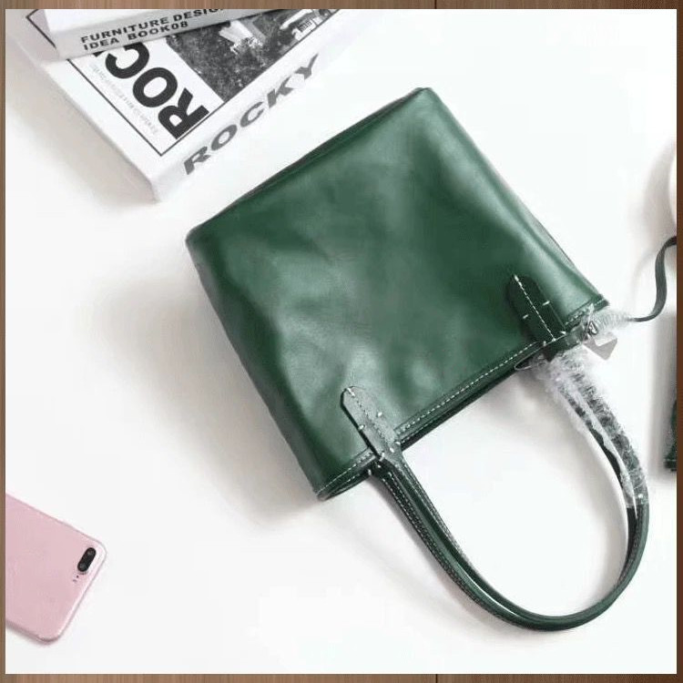 

Iconic Fashion REVERSIBLE MINI TOTE with Key Pouch Coin Purse Geniune leather Shopping Bag Handbag Purse, Red