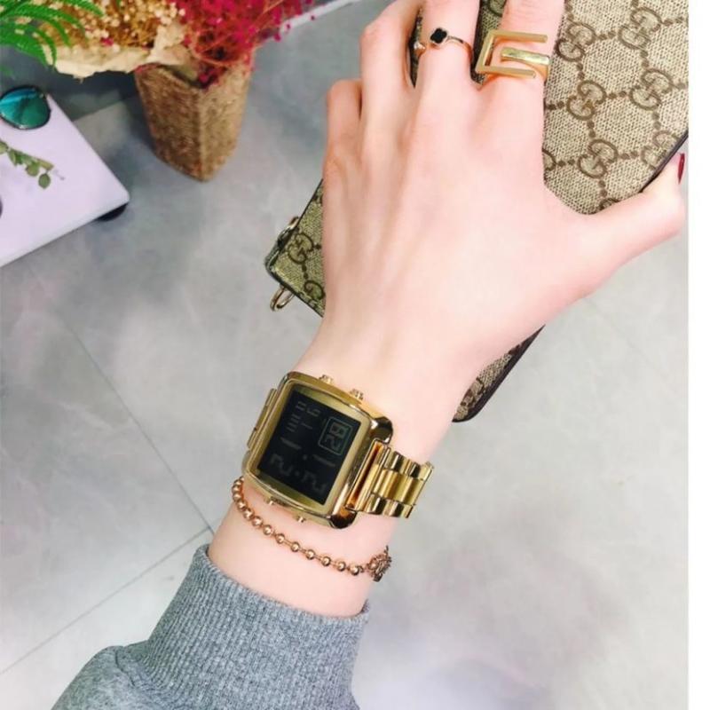 

Wristwatches SKMEI Domineering Small Square Trend Golden Women's Electronic Watch Retro Niche Couple Street Net Red Famous For Women An, Gold