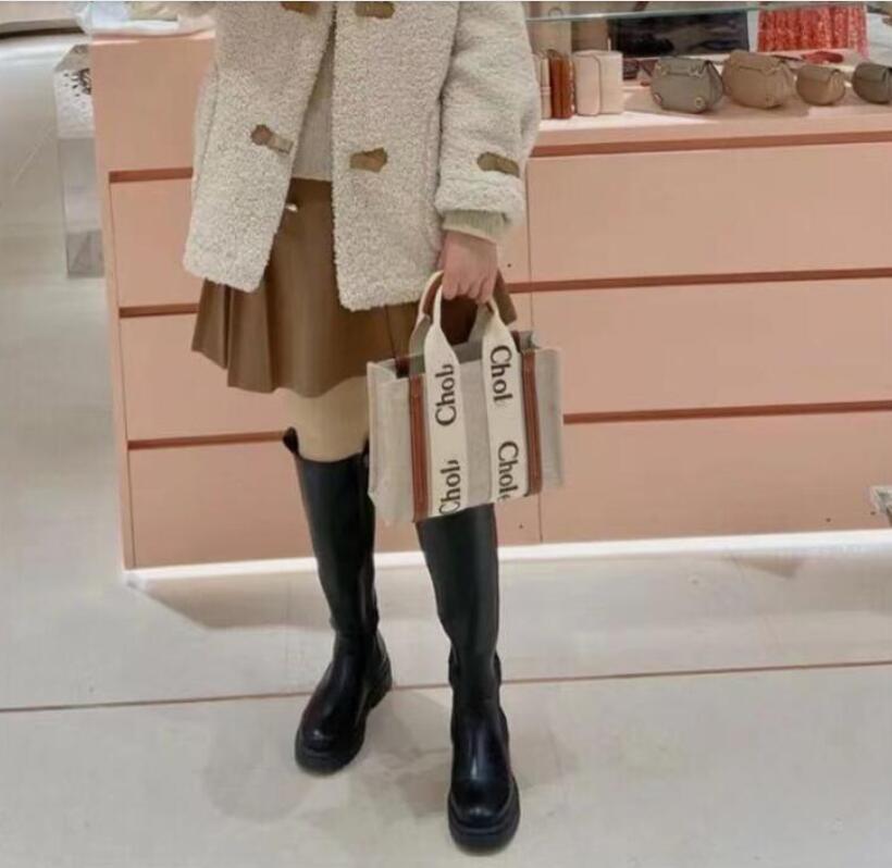 

2021 Luxury canvas women's designer handbag should be packaged fashion handbag purse messenger backpack, Bags