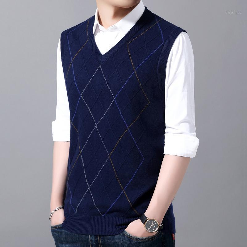 

Men's Vests Autumn Men V Neck Argyle Sweater Vest Business Fashion Casual Knitted Sleeveless Top Male Brand Clothes, Black;white