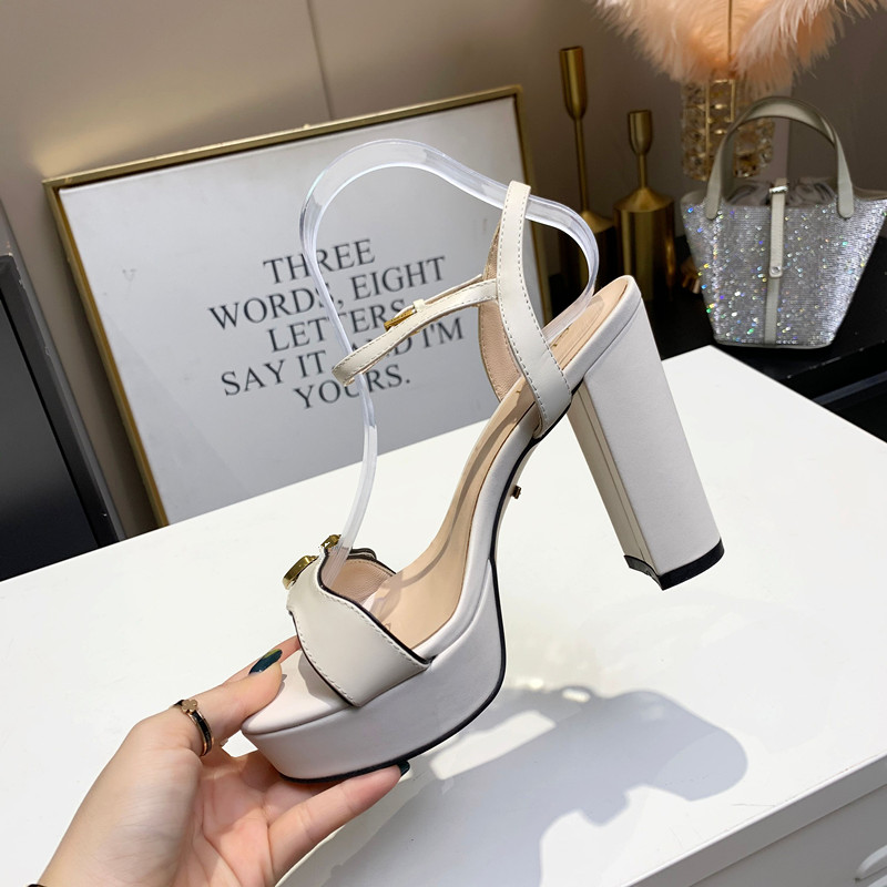 

2021 designer high heel womens sandals waterproof platform thick fashion shoes metal buckle Party Wedding sandal red