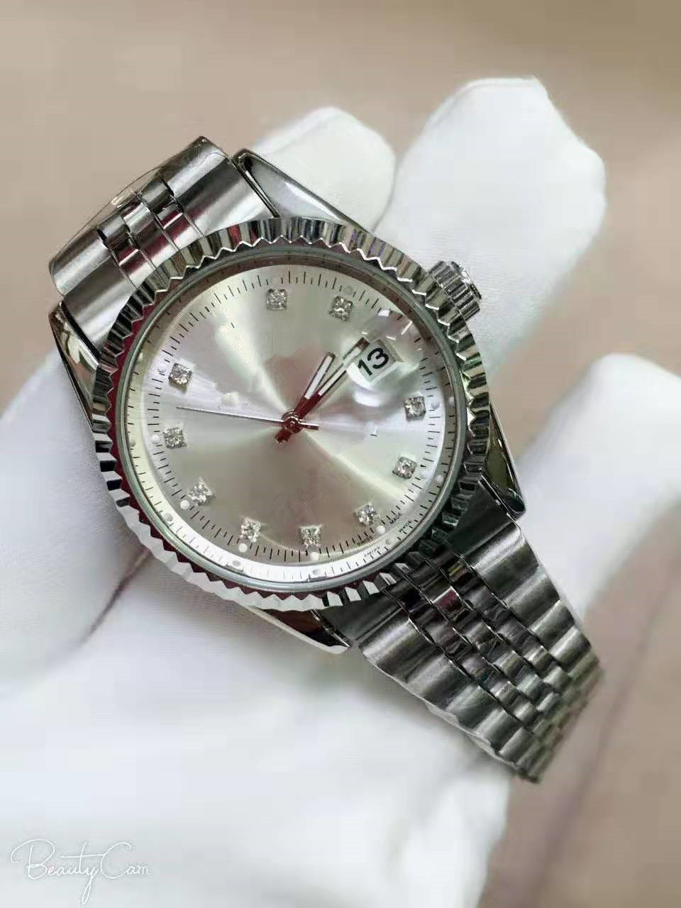 

Men's fashion stainless steel simple and elegant quartz calendar waterproof sports watch can be wholesale, Customize