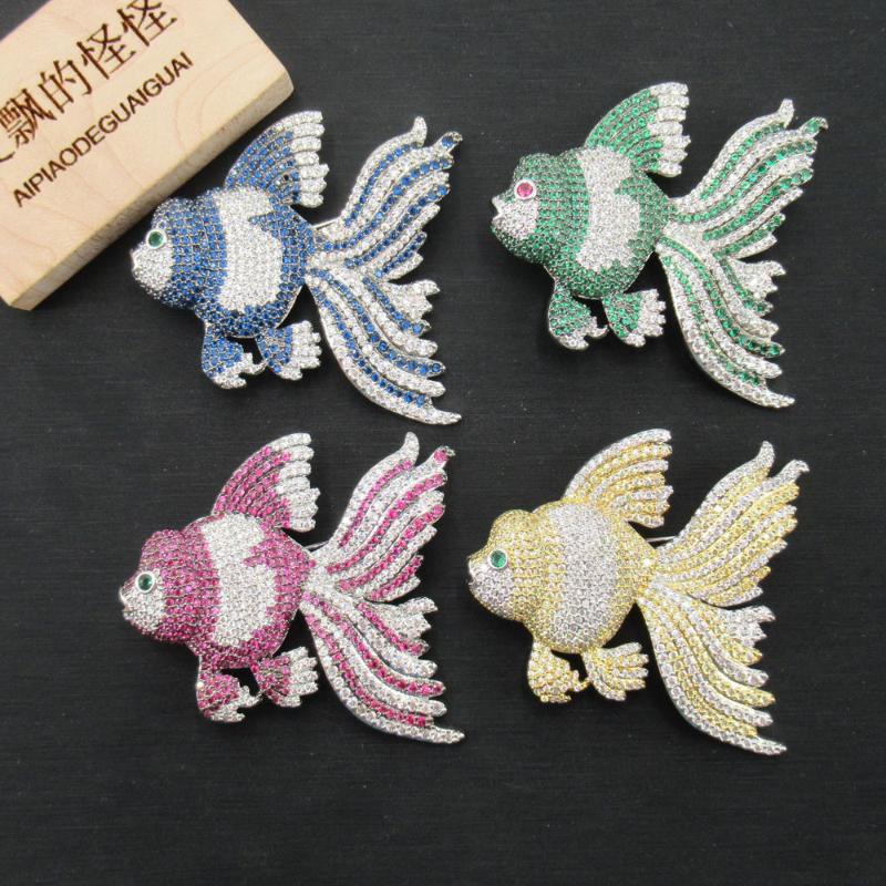 

Pins, Brooches APDGG 38x45mm Gold Plated Cz Micro Fish Brooch