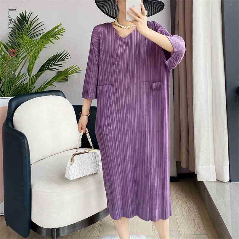 

Women Yellow Big Size Pleated Dress V-Neck Three Quarter Loose Fit Female Fashion Summer Arrivals 2E1857 210526, Black