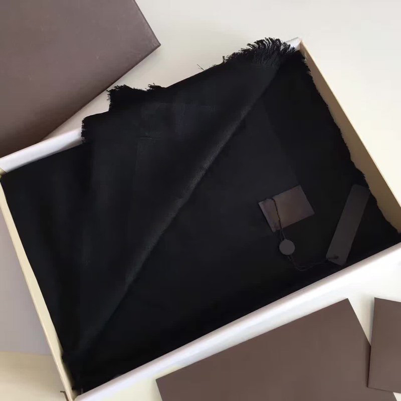 

Classic Wool Scarf Top Luxury Brand Designer Fashion Small Tassels Scarves Letters Clover Quadrangular Star and Diamond 140cm Square Shawl With Original Box Set