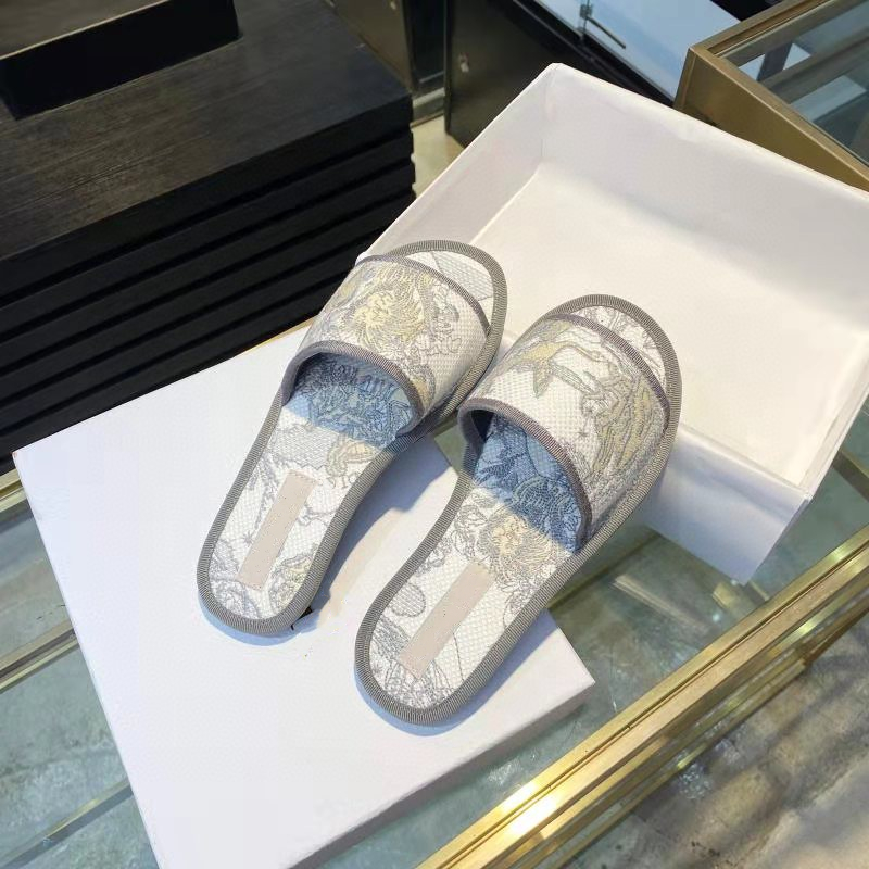 

2021 Paris BAL Sliders Womens Summer Sandals Beach Slippers Ladies Flip Flops Loafers Black Ourdoor Home Slides Chaussures Shoes