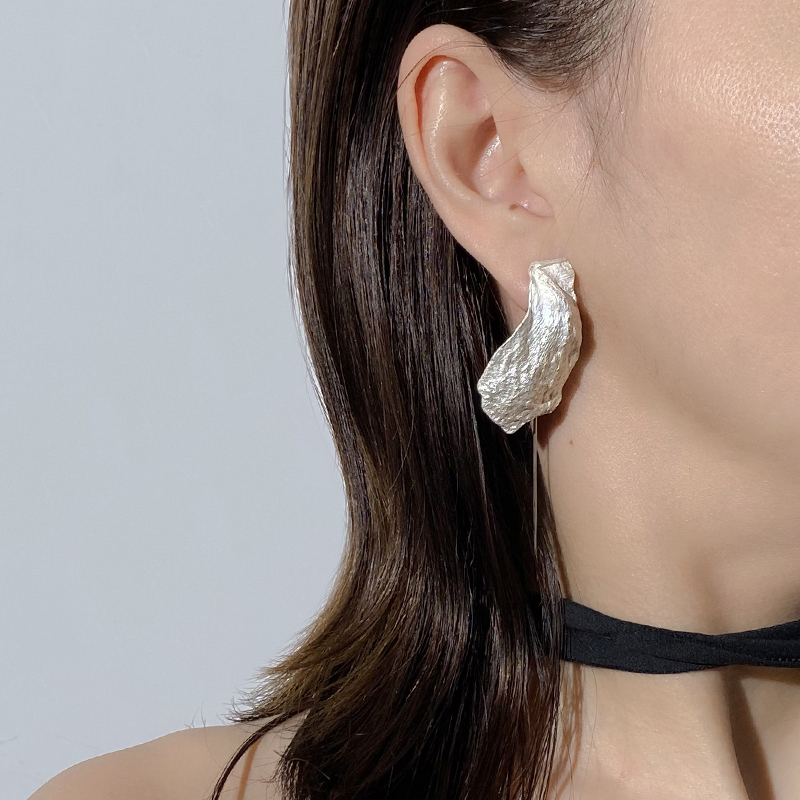 

Detaj 925 Sterling Silver Rose Petal Earrings Dark Style Ear Cuff Texture Ins Niche Design All-Match Jewelry Accessories