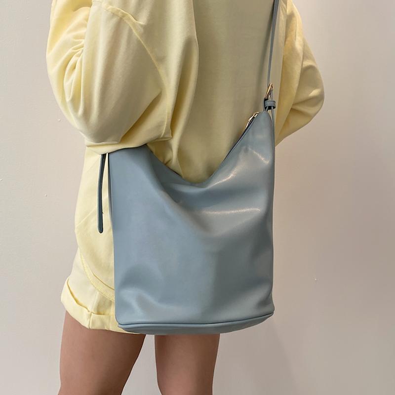 

Totes Big Casual Bucket Bags For Women Quality Soft Leather Handbag Large Travel Shopper Crossbody Bag Female Hobos Shoulder, Black