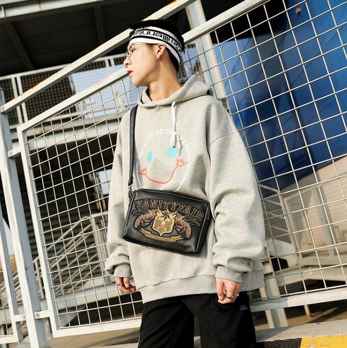 

Factory wholesale women handbag street trend leather Messenger bag exquisite embroidery fashion shoulder bags outdoor sports leisure fashions handbags, Black(boutique box)