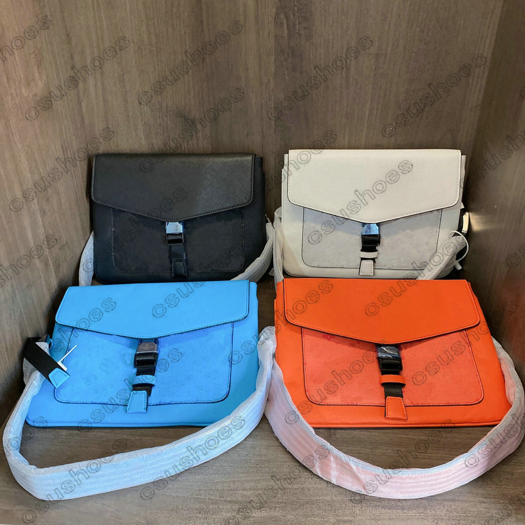 

Outdoor Flap Messenger Bag M30411 White 30413 Luxurys Designers Messenger Bag Taga Leather Monograms Eclipse Canvas Handbag Purse Tote