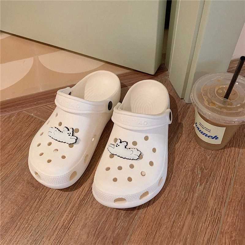 

designer Women Casual Slippers Comfortable Classic Clogs Soft Slip-on Beach Sandals Lightweight Water Crocks Shoes Beach Sandalias, Black