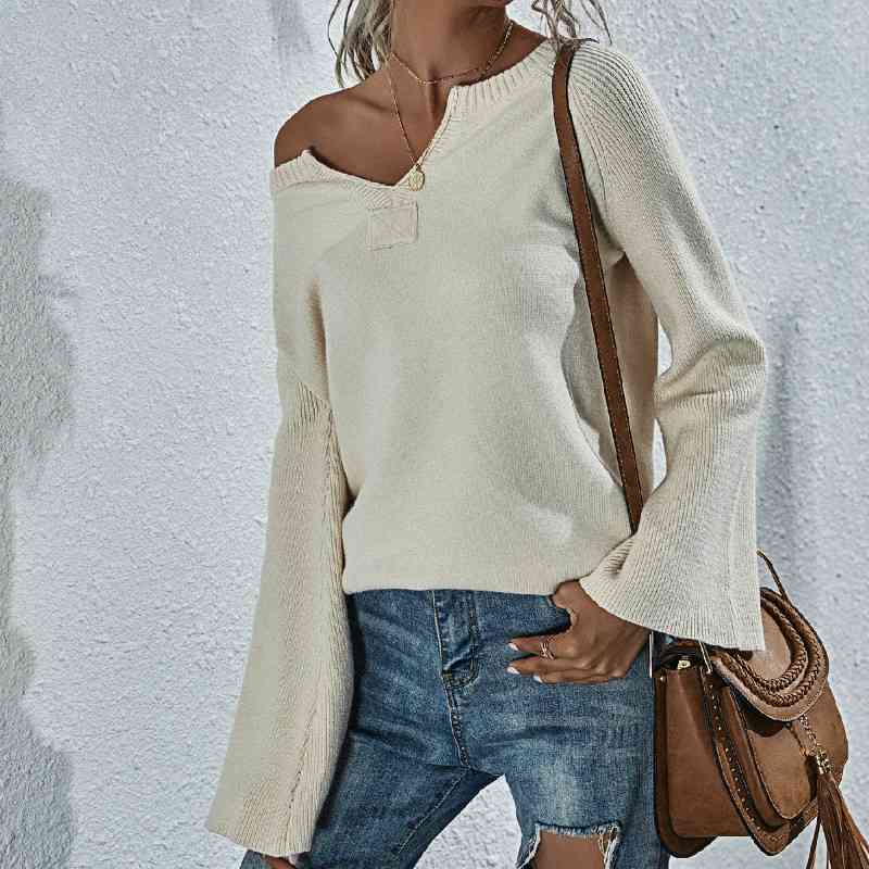 

Autumn Winter Women' Knitwear Jumpers Sexy V-Neck Tops Korean Irregular Knitted Casual Flare Sleeve Sweaters Pullovers 210603, White
