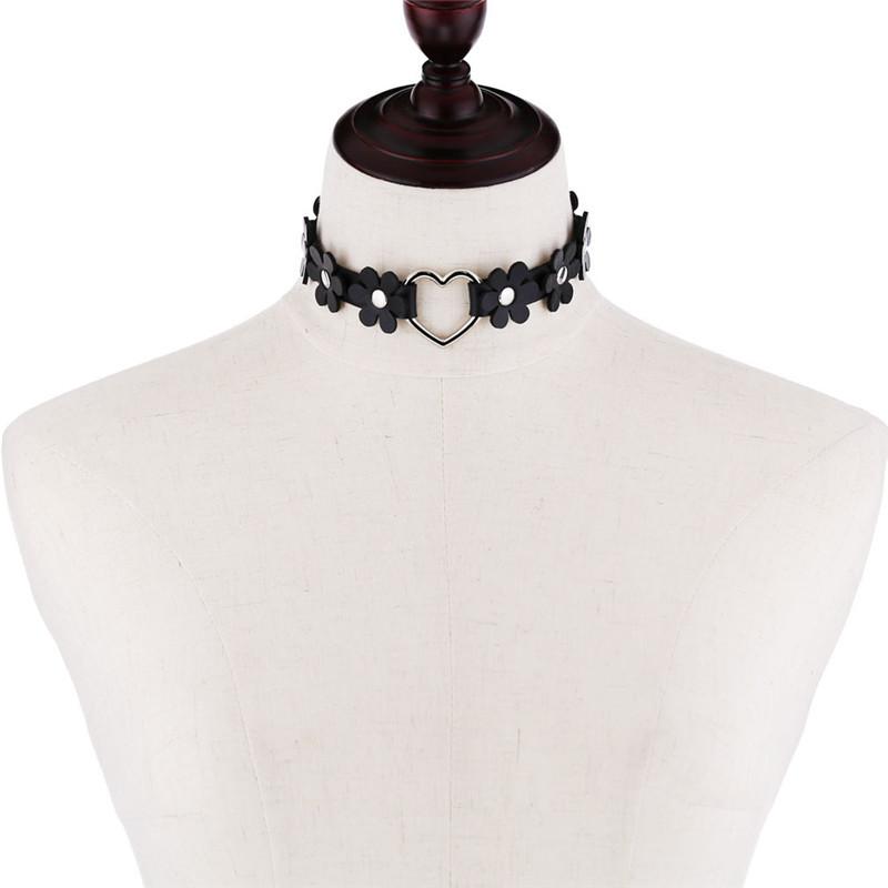 

Chokers Gothic Punk Flower Leather Choker Necklace For Women Girls Heart Collar Rock Fashion Party Jewelry 2021 Gifts