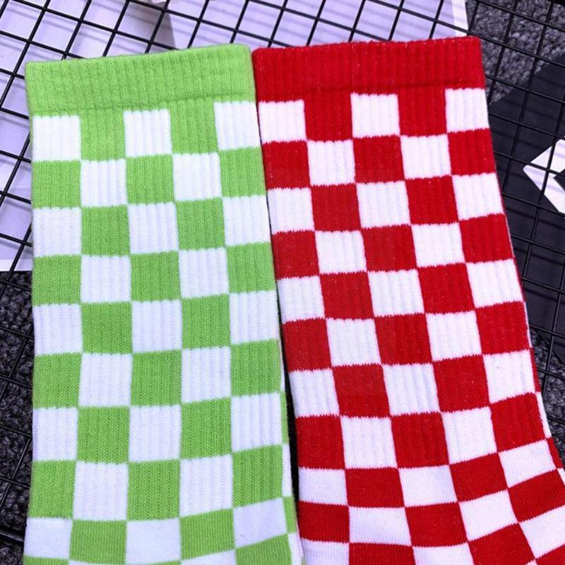 

Men's Socks Korea Harajuku Trend Women Checkerboard Geometric Unisex Cotton Men Streetwear Hop Checkered Hip Novelty K6C4, Black
