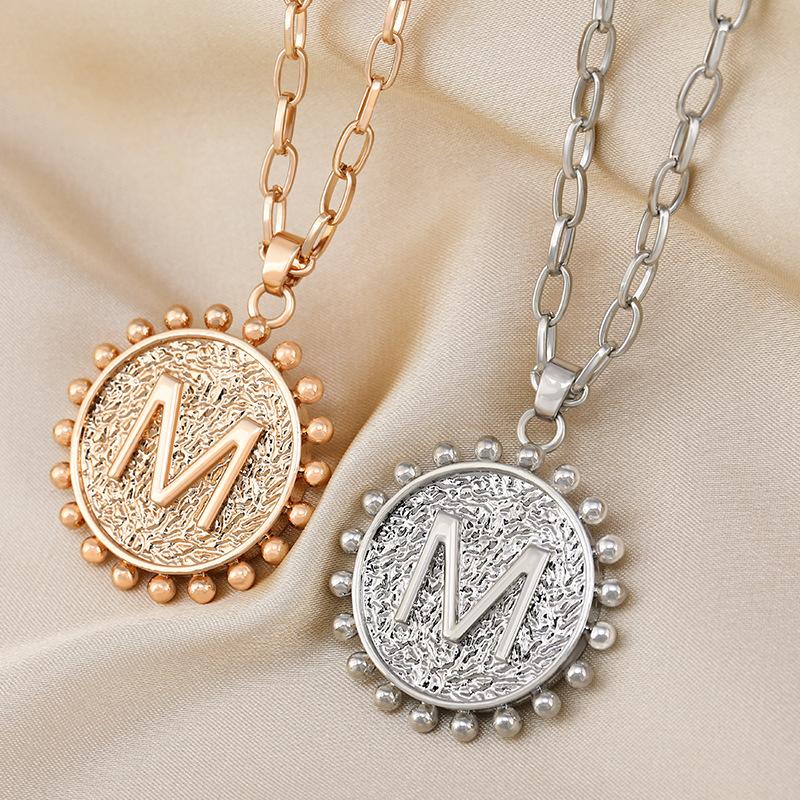 

Pendant Necklaces Simple Women Necklace Letter High Quality Copper Gold Ladies Exquisite Sweater Chain Fashion Elegant Gift Jewelry