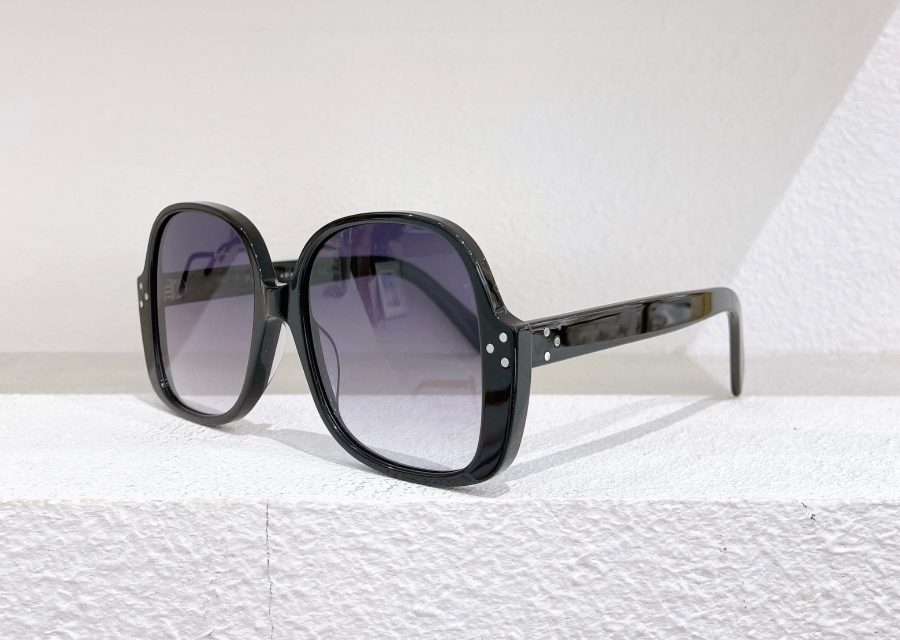 

Oversized Sunglasses Black Grey Shaded Women Fashion Sun Glasses with Box