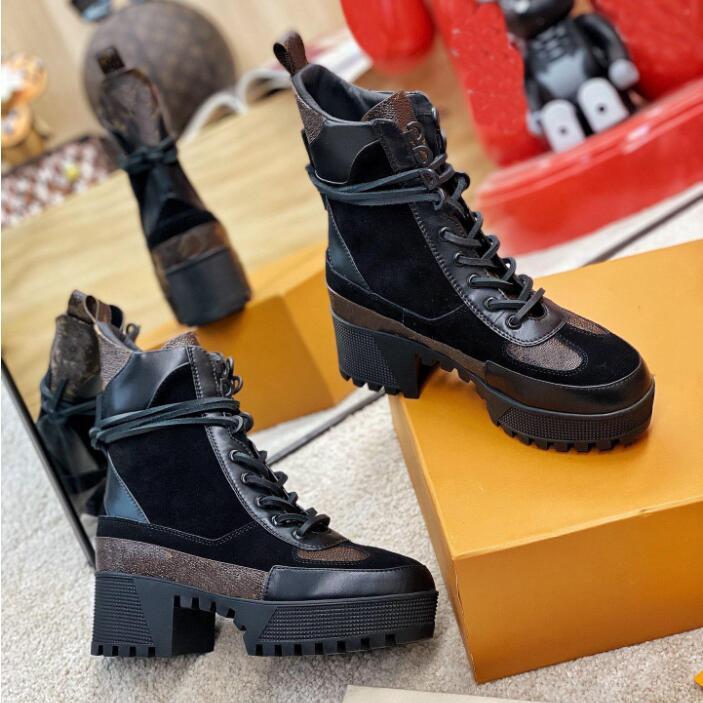 

Luxury Fashion Women Designer Boots Martin Desert Boo Ts S Flamingo Love Arrow Medal 100% Genuine Leather Thick Winter Shoes High Heel Size 35-42, Black