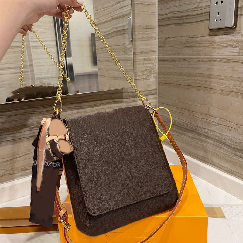 

Briefcase bag Men Silk scarves Handbags Designer Bags Official Print Fashion Shoulder Large Luxury Brand Totes High Quality Purse Mobile Phone Wallet Cross body, No bags