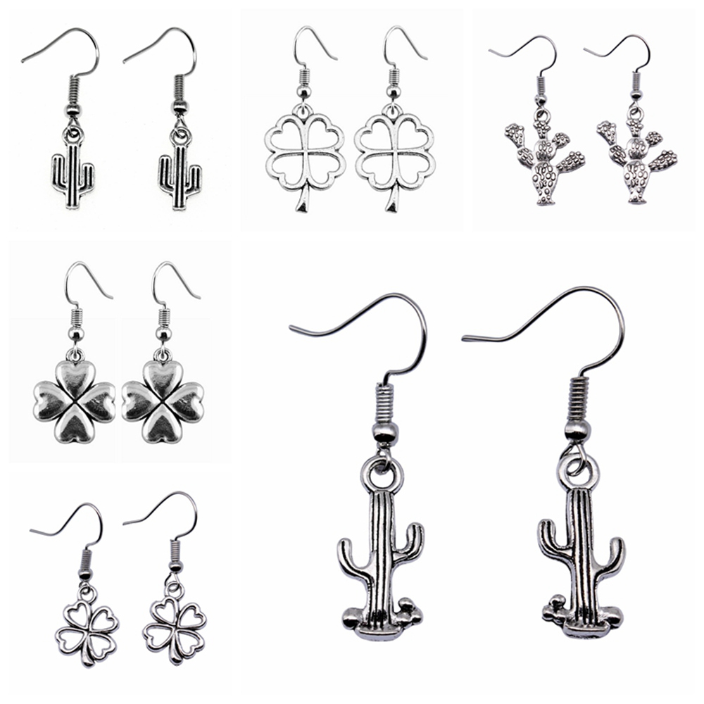 

Thank You Gift Charm 1 Pair Four Leaf Clover Cactus Pendant Small Earrings, Golden