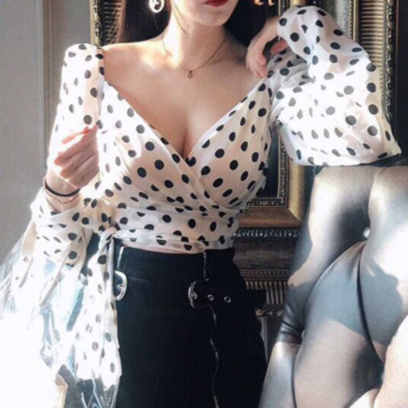 

WOMENGAGA French V Neck Low Chest Long Sleeve Sexy Short Thin Dot Cross Tie Waist Shirt Blouse Spring Women 2OJF 210603, White