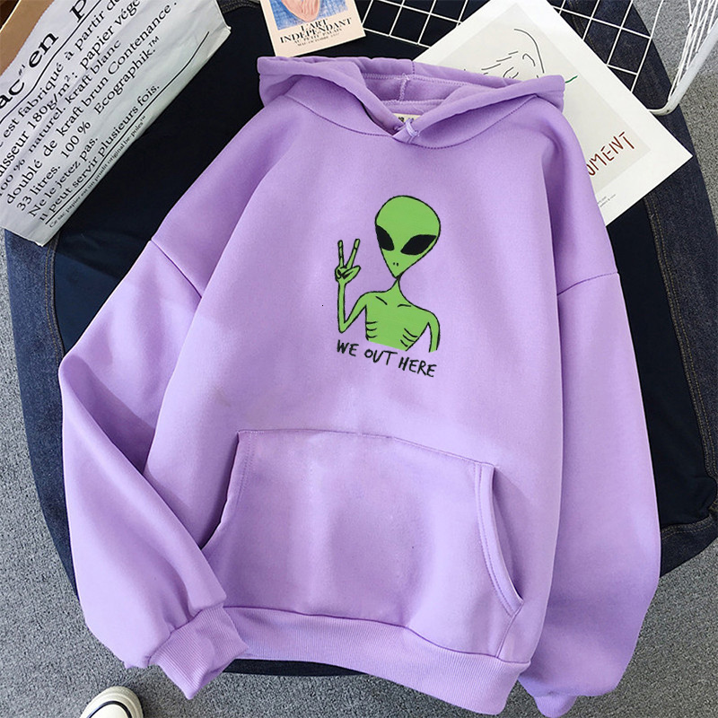 

2021 New Alien We Out Here Print Oversized Sweatshirt Women Kawaii Hoodies Clothes Hoody Itself Full Sleeve Harajuku Style Tops X663