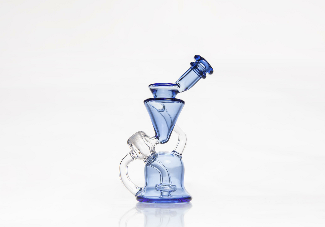 

Lovely circular arc double tube glass water pipe