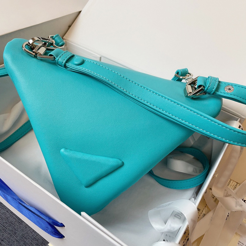 

New fashion luxury designer handbag women triangle bags high quality lady Cross Body bag, Black