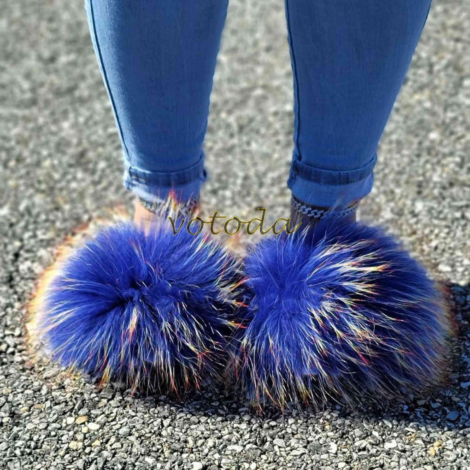 

Summer Amazing Fur Slippers Women Fluffy Raccoon Fur Slides Luxury Fox Fur Sandals Cozy Home Furry Flip Flops Ladies Flat Shoes H1122, As picture