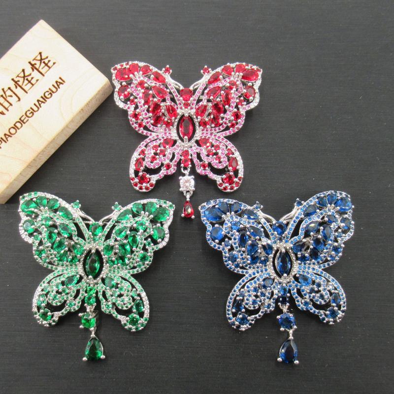 

Pins, Brooches APDGG 40x45mm Gold Plated Cz Micro Butterfly Brooch