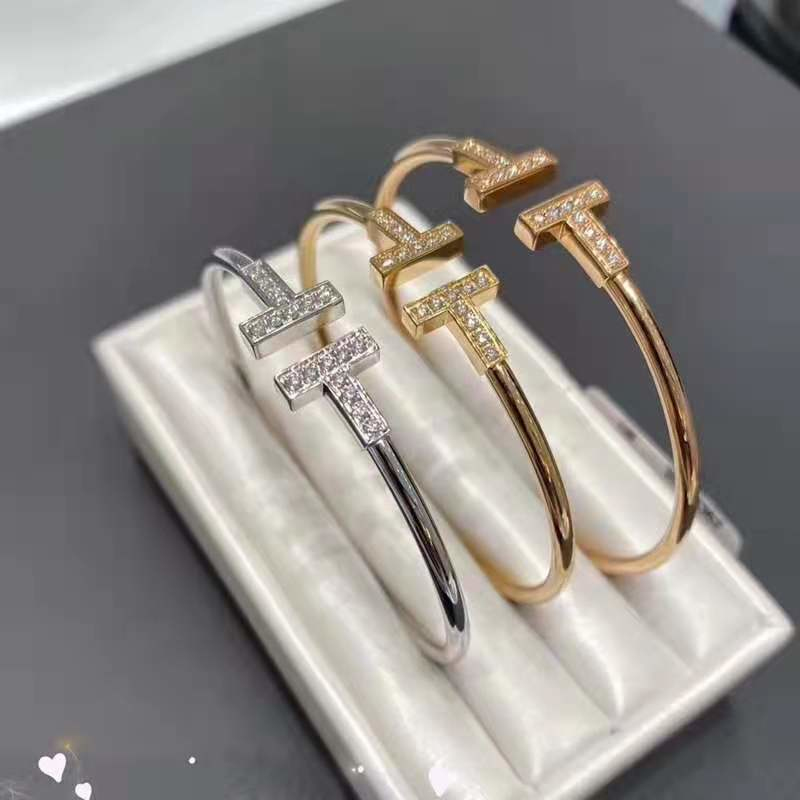 

High Quality Classic Design Gold Plated T Shape Open Bangle Titanium Steel Bracelet Wholesale