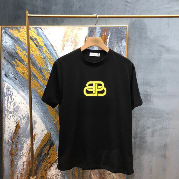 

Early spring new letter logo pattern shirt embroidery simple age reduction loose shirt OVER size version women' men' shirt Lock T-shirt