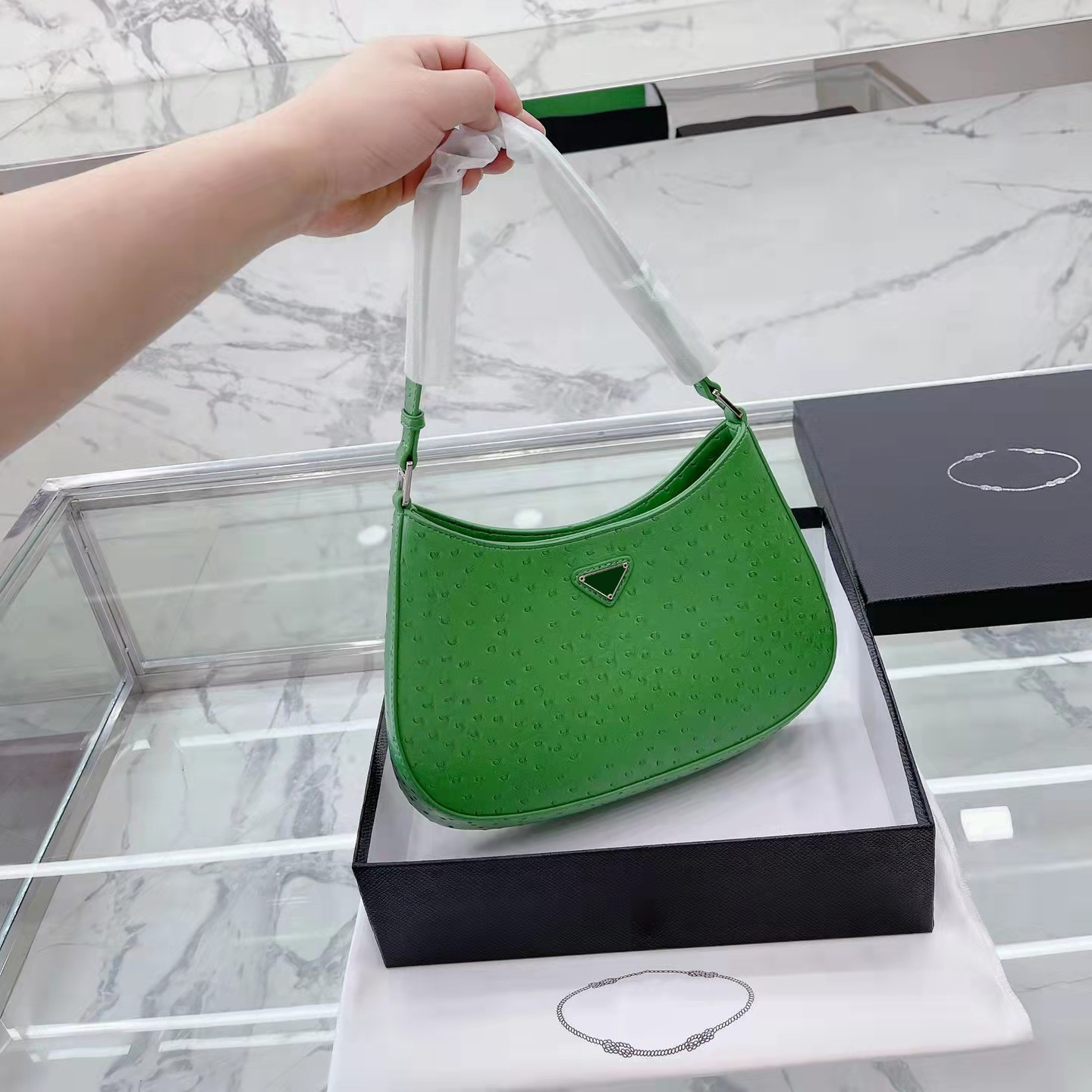 

Luxury Designers Bags Handbags Shoulder Bags advanced vintage classic style 5 colors optional unique designed for fashionable women very beautiful nice, White 28*21cm