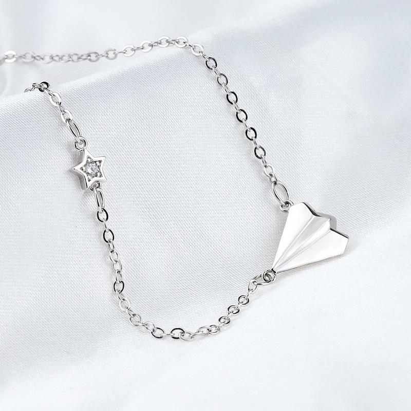

Chokers Female Korean Fashion Necklace Silver Color Short Chain Necklaces For Women Childhood Airplane Pendant Clavicle Collier