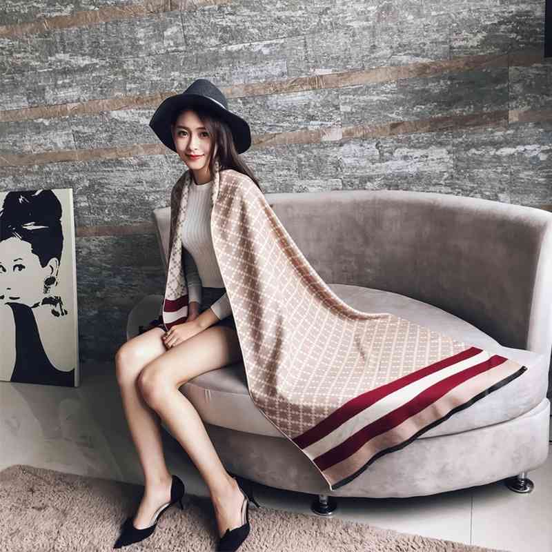 

Plaid Scarf women's autumn and winter new British style thickened long warm imitation cashmere tassel shawl