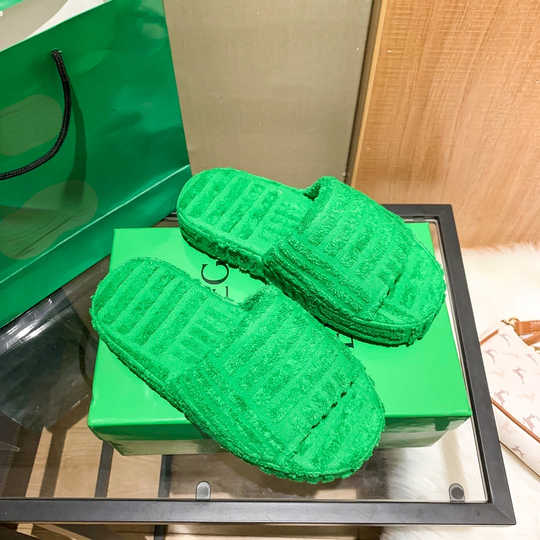 

Latest Fashion Slippers for Women Green Towel Slipper Casual Soft Shoes size -41