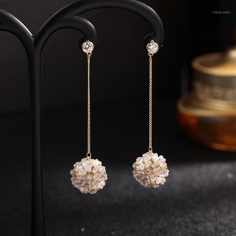 

Statement Flowers Ball Dangle Earrings For Women Korea Fashion Gold-Plated Jewelry Wedding Party Luxury Designer Long Earring & Chandelier, Silver