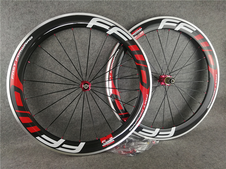 

Red F6R 700c 3K Glossy 60mm FFWD Carbon Alloy Road Bike Wheels Front Rear Clincher Wheelset with 23mm Width Red Novatec A271 Hubs 11 Speed