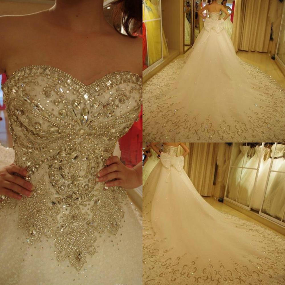 

New 2021 Vintage Luxury Long Wedding Sweetheart Rhinestone with Bow Bridal Gown Plus Size Custom Made Vestidos De Mariage Hlf1, Ivory