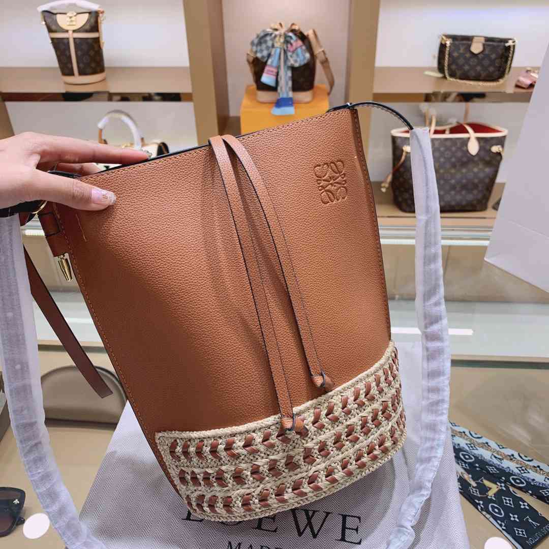 

Top quality Top high quality Marmont shoulder bags women silver chain crossbody bag handbags purse high quality female message bag Loewe Sto
