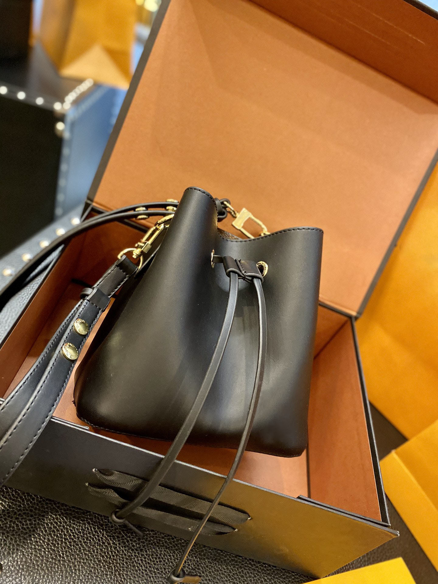 

2021 New Top Sheepskin Crossbody Bag Women Luxurys Designers Bags Shoulder Bag Luxurys Designers Crossbody Bags 20 20cm 2514d, Black