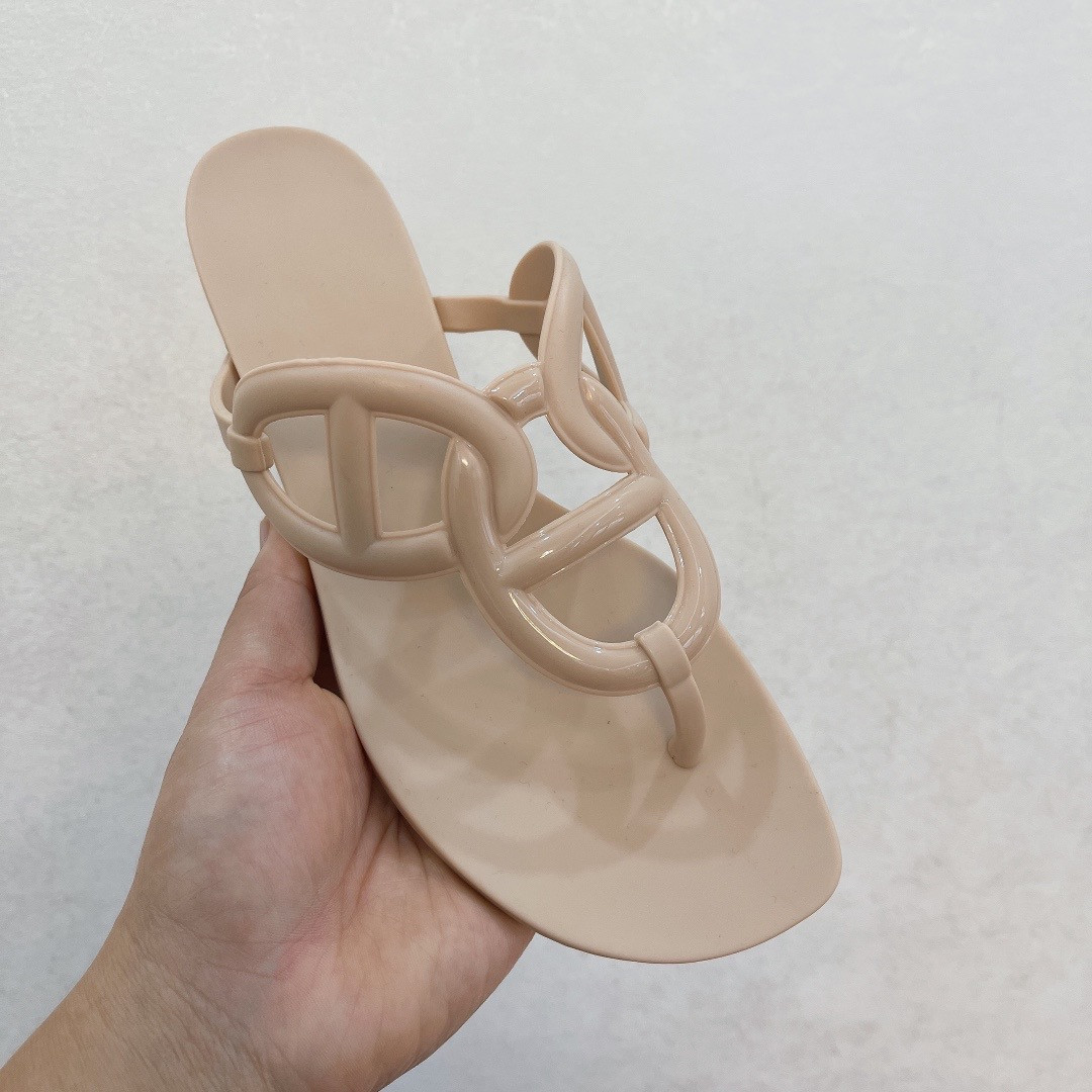 

2021 Paris Women luxurys designers sandals Slippers fashion Summer Girls Beach womens sandal Slides Flip Flops Loafers Sexy Embroidered shoes large with box 0116, 02