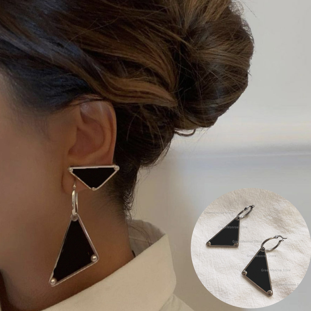 

Dangle Earrings Jewelry Men Luxurys Classic Inverted Triangle Letter P Black and White Silver Vintage Women Wholesale