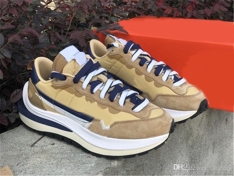 

Top Authentic Sacai VaporWaffle Men Sneakers Sesame Blue Void White Dark Iris Campfire Orange Sports Shoes With Original Box