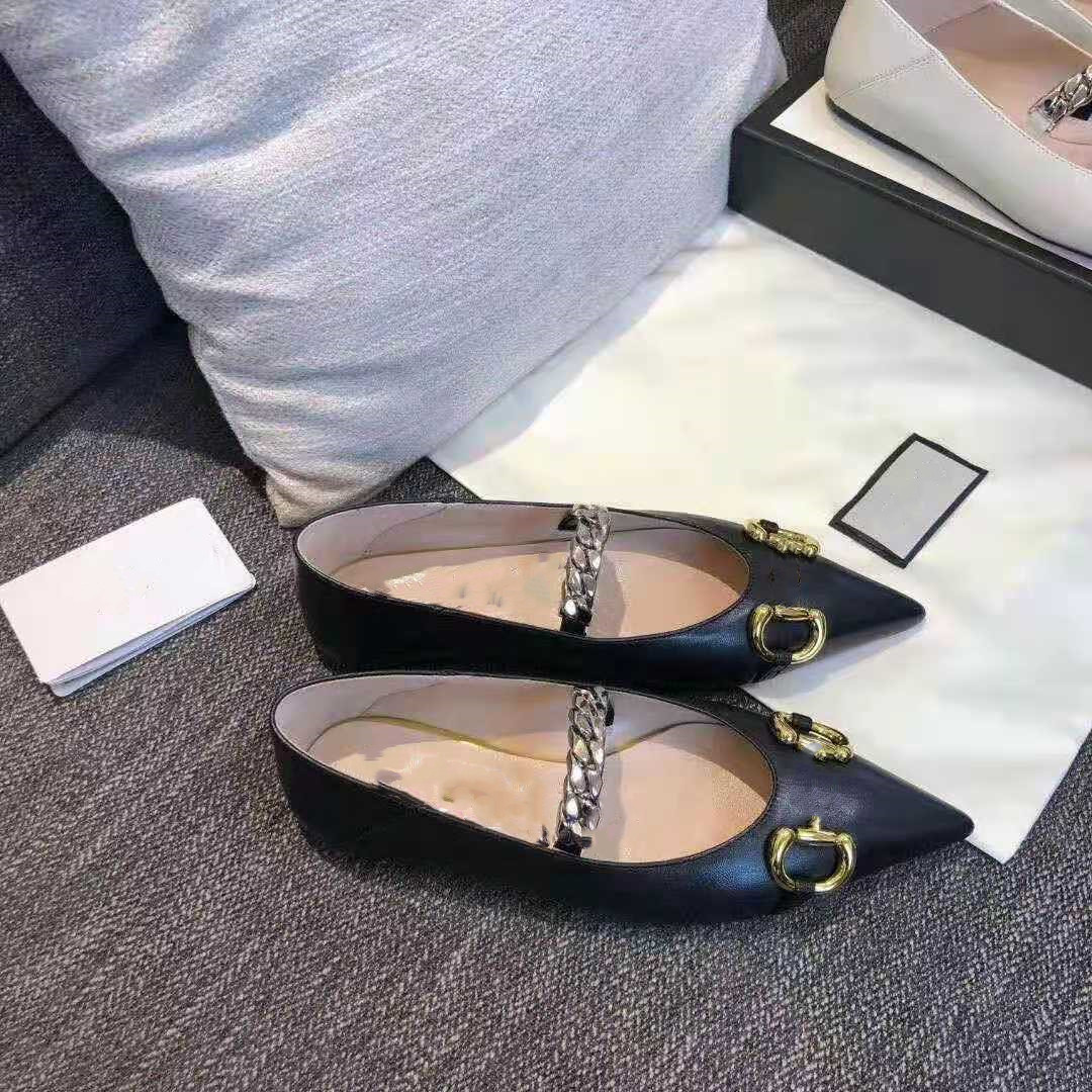 

2021 luxuryfashion women's single shoe flat heel metal chain point buckle accessories and size 34-42, White