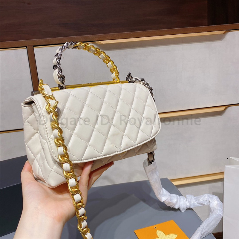 

2021 High Quality Luxury Designer Lady Fashion Classic Metallic Cross Body Letter Totes Handbags Diamond Lattice channel women Shoulder Bags, Black