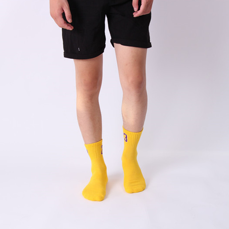 

Fashion Mens High Tube Knitted Sports Socks Running Socks Football Mens Sports Socks 10 Colors Factory Direct Free, Black