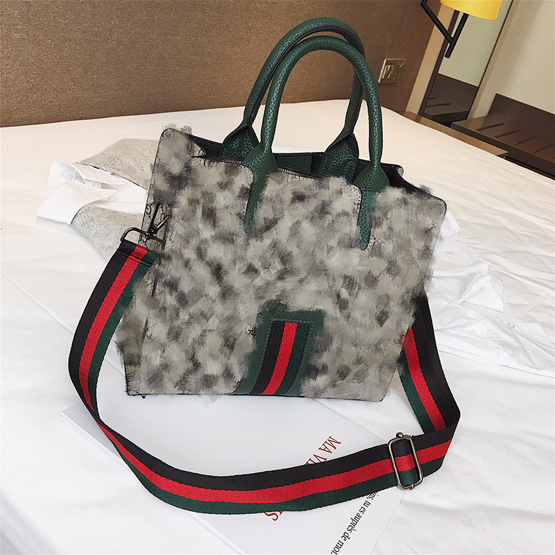 

new handbag Single Shoulder Messenger Tote Bag Large Capacity women's bag soft leather Mobile Phone Wallet, Sky blue