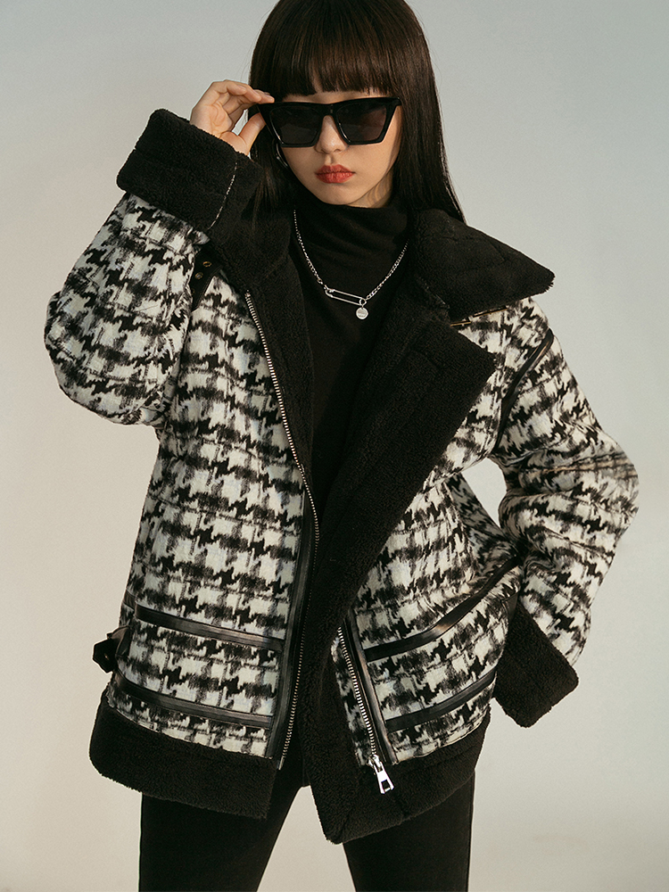 

Lamb wool thickening and velvet Korean loose coat female short houndstooth wild spring new style, Black;brown